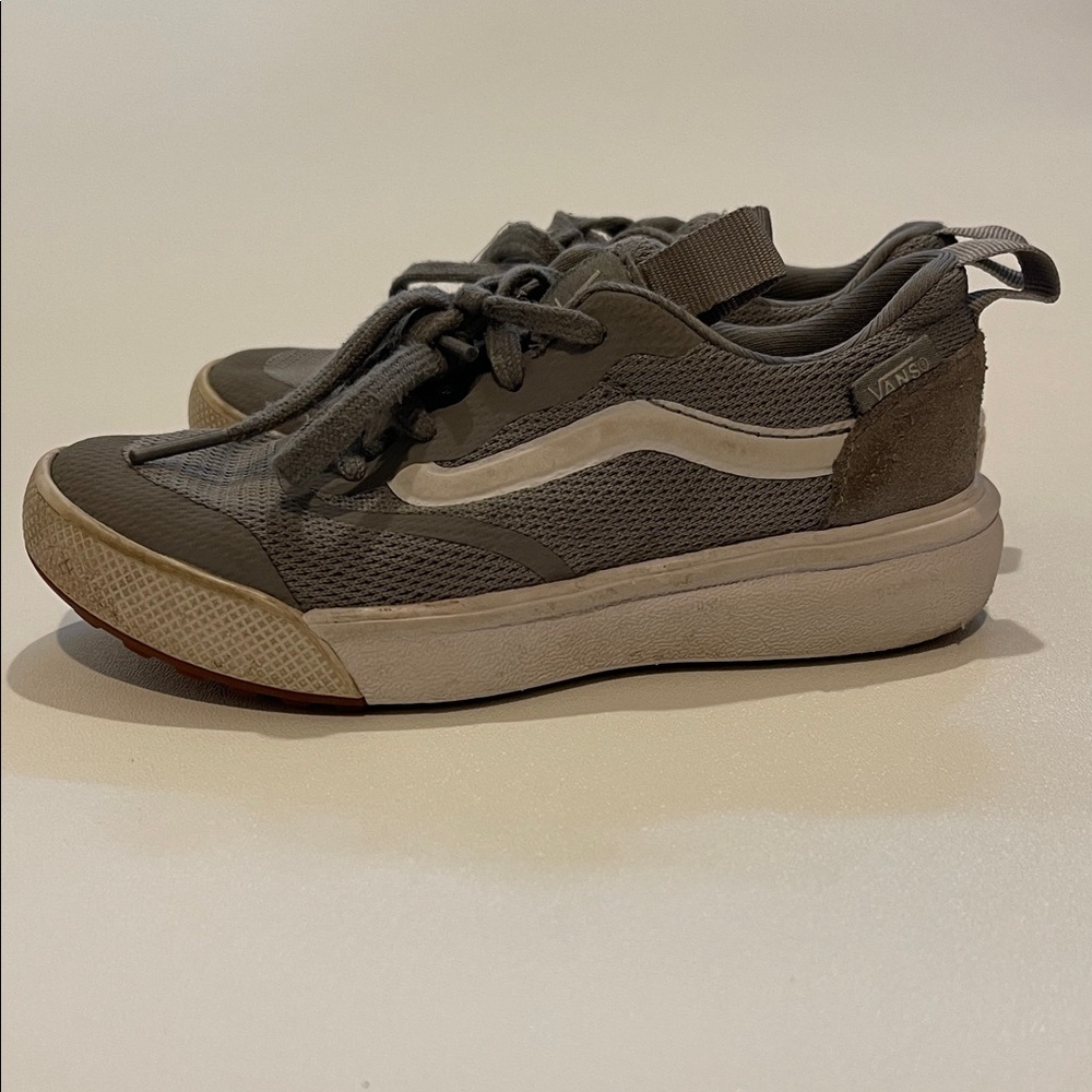 Vans Ultrarange Rapidweld Gray and White Casual Sneakers